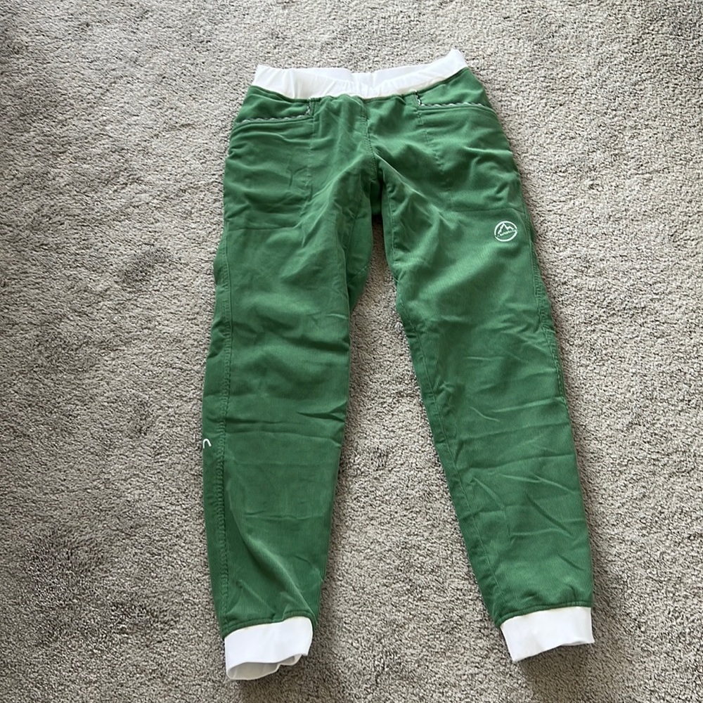 La sportiva corduroy joggers